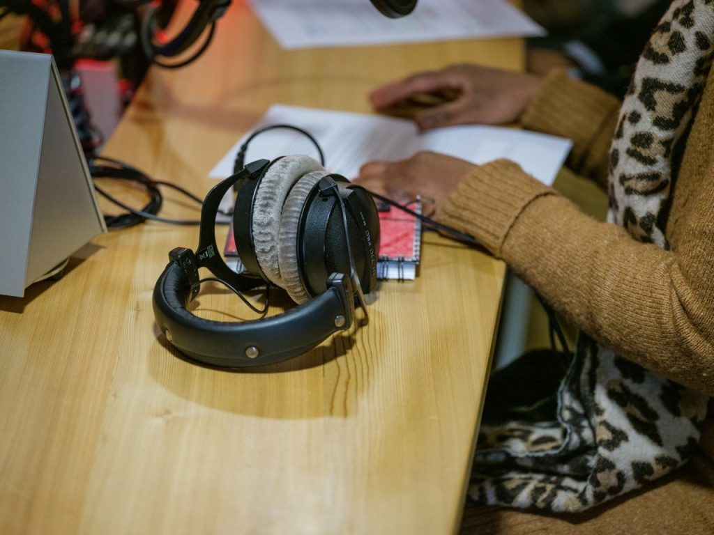 Reportage Studio Générique Casque Maxime Fraisse – Grande